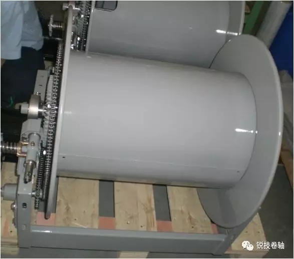 海洋級(jí)別2400系列電纜卷筒